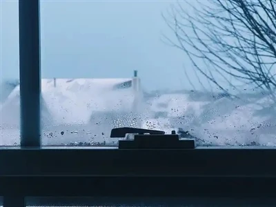Kā izolēt logus un ietaupīt enerģiju šajā ziemā.